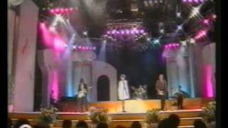 Presuntos Implicados-Mil mariposas