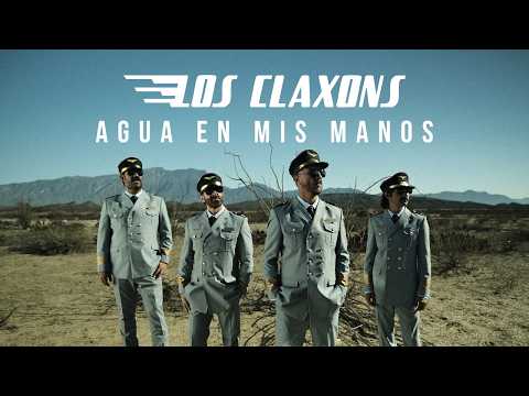Los Claxons - Agua En Mis Manos (Video Oficial)