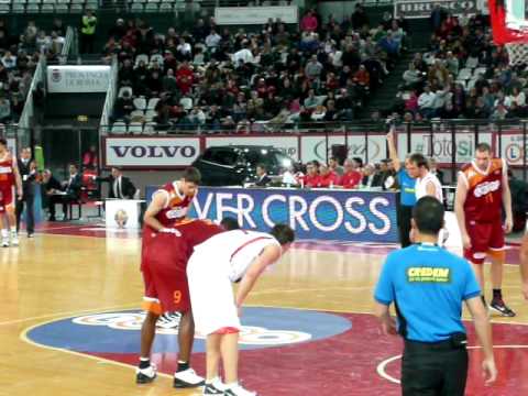 Lottomatica Virtus Roma-Banca Tercas Teramo - Rodrigo De La Fuente (Great Shot)