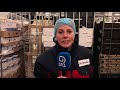 Oproep van Brigitte vanuit het distributiecentrum: wie wil onze medewerkers voeden?