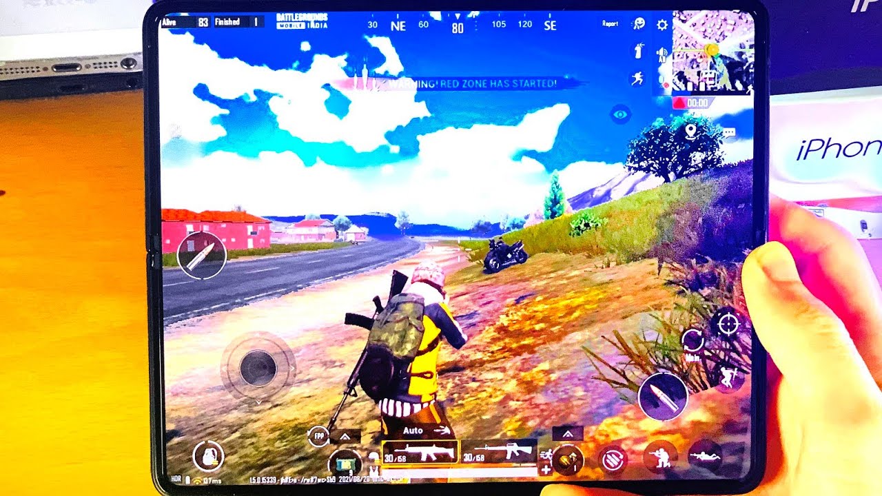 Galaxy Z Fold 3 Battlegrounds Mobile India Gameplay! [Samsung Galaxy Z Fold 3 Gaming Test]