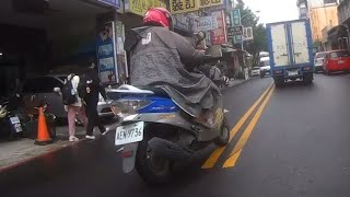 沒在看就算了，你就看到我騎過來了還要硬切（已檢舉）