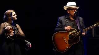 Elvis Costello &amp; Larkin Poe - That&#39;s Not The Part Of Him You&#39;re Leaving - live Munich 2014-10-13