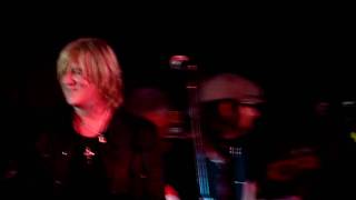 Joe Elliot's Down 'N' Outz - Roll Away The Stone