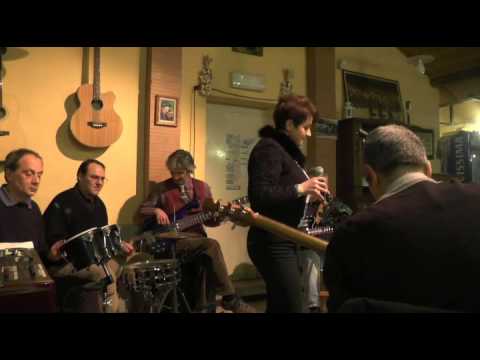 Uva Rara Band con Enzo Frassi al Circolo Amici del Po di Monticelli (PC)