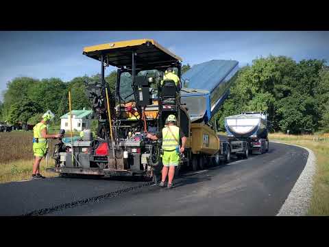 Introducing the Cat AP400 Asphalt Paver