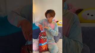 Download lagu Eating in Bed Be Like 🤣 mp3 Download lagu Eating in Bed Be Like 🤣 mp3