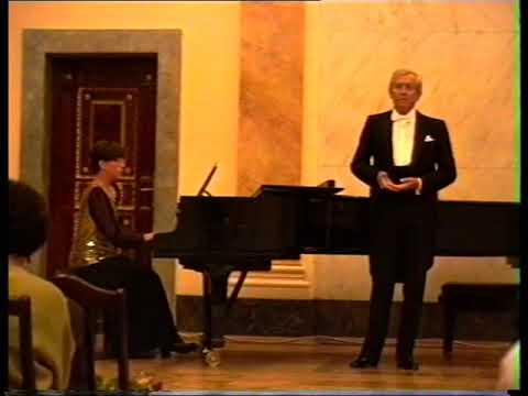 Andrzej Hiolski - baryton, Helena Christenko - fortepian, arie, Gluck, Mozart, Wagner, Verdi, Thomas