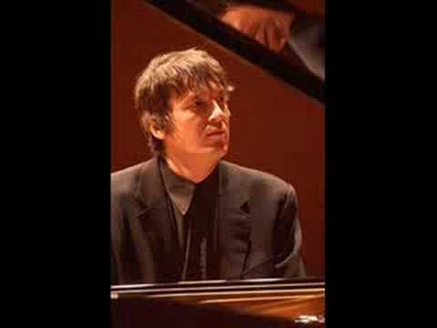 Boris Berezovsky plays Rachmaninoff Prelude in C# Minor