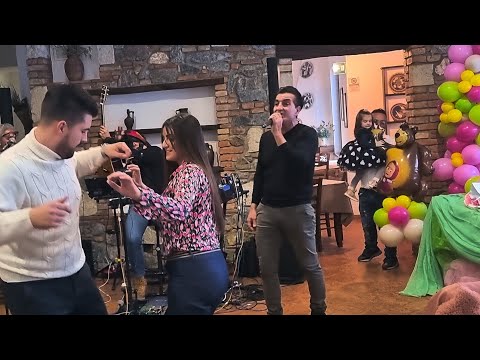 CECÈ BARRETTA AL COMPLEANNO DELLA PICCOLA DOMY -TARANTELLA I DA FAMIJJIA