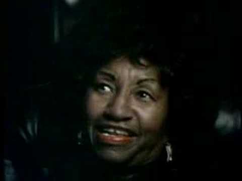 Celia Cruz in rehearsal