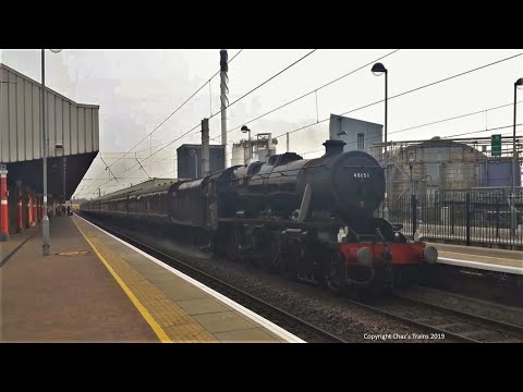 Warrington Bank Quay trains feat. 48151 'The Salopian Express II'