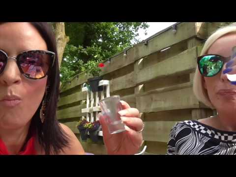 Vlog: Uit eten met Lisa/Shopverslaafd