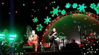 Chris Isaak: Chris Isaak Christmas