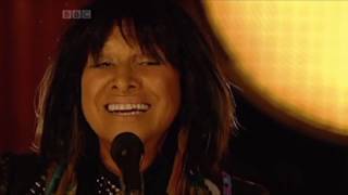 BUFFY SAINTE-MARIE - I&#39;m Gonna Be A Country Girl Again [BBC Live in London 2011]