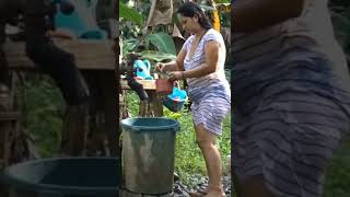 Download lagu tante gemuk mandi mp3 Download lagu tante gemuk mandi mp3