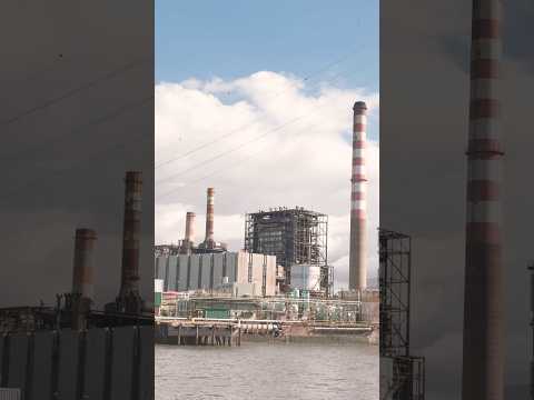 Joyas industriales de Buenos Aires: Enel Costanera #streetphotography