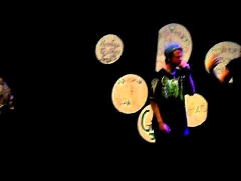 download lagu mp3 mp4 Treizime Etage, download lagu Treizime Etage gratis, unduh video klip Treizime Etage