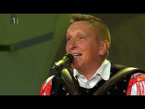 Razplet - Med vinogradi