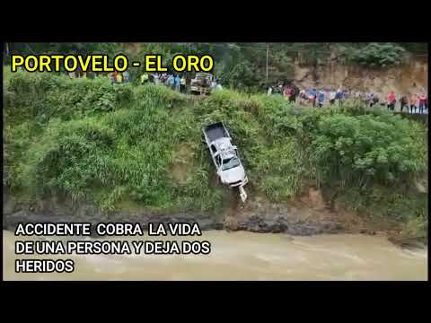CAMIONETA CAYO AL RIO AMARILLO EN PORTOVELO EL ORO