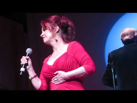 Sheena Easton-FOR YOUR EYES ONLY-w/Bill Conti & The San Diego Symphony, May 9, 2014-Live-James Bond