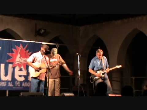 Eric Bibb & Staffan Astner featuring Fabrizio Poggi - Don't let nobody drag your spirit down