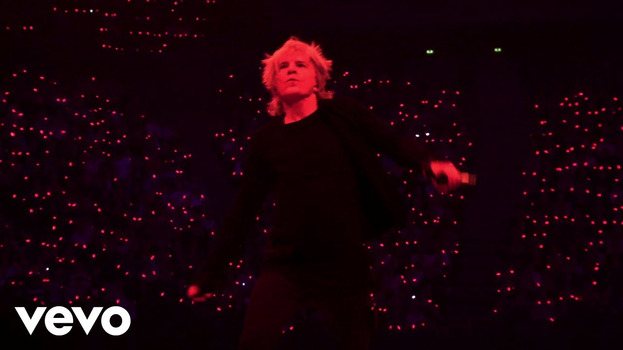 Miniature de la vidéo Indochine - Victoria (Arena Tour, Le Film) du film Indochine - Arena Tour, le concert événement