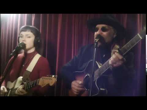 “Mass Formation Psychosis!” GH Live! #Podcast #Acoustic #CountryMusic #Comedy “3 Chords &The Truth!”