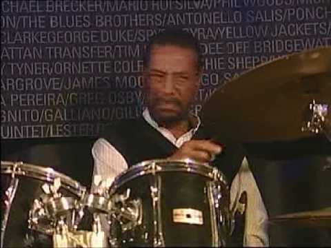 real samba drumming - Adriano de Oliveira