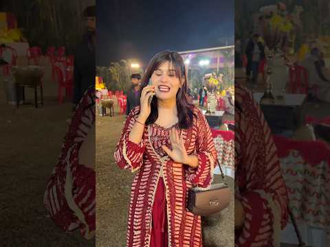 Shadi me aaye bin bulaye 😂 || Jaanvi Patel #shortsviral