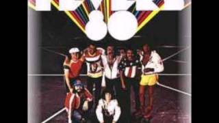 THE FEVERS-D.I.S.C.O. 1980