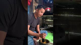 Download lagu Crushing with a mortar and pestle mp3