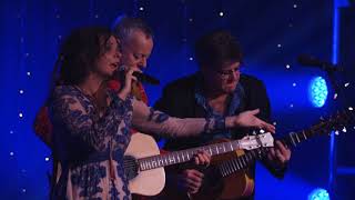 Artificial Christmas Tree [Live] | Holiday Music | Tommy Emmanuel