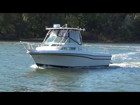 1988 232 Grady White Gulfstream