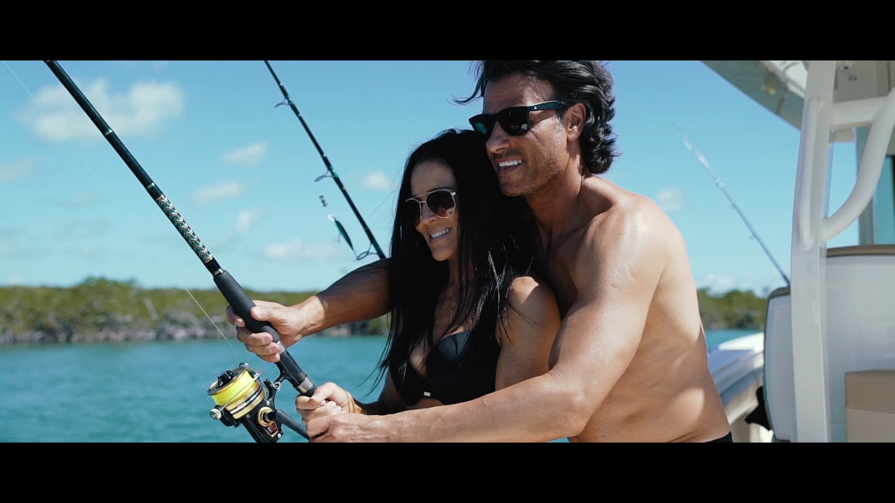 Scout - 355 LXF - Promo Video
