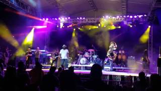 The Roots- Jump on It at Wichita Riverfest 2016 with finale fireworks