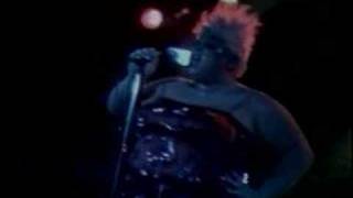 Divine - Love Reaction (live 1983)