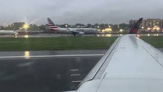 Air Canada Express Embraer E175 Rainy Takeoff New York LGA Runway 4