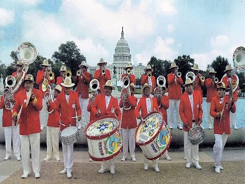 MUSIC MIX, THE TASTE OF DANCING WITH "THE INTERCONTINENTAL BAND POOPÓ" OF ORURO BOLIVIA