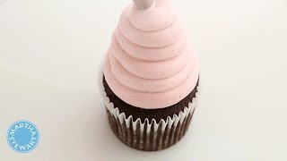 How to Frost Cupcakes with Martha Stewart