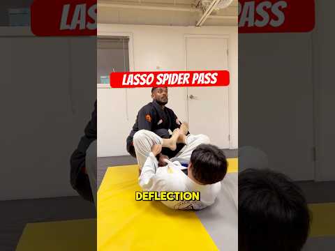 A sneaky way to beat a deep lasso-spider guard. #spiderguard #guardpass #bjj #bjjtechnique