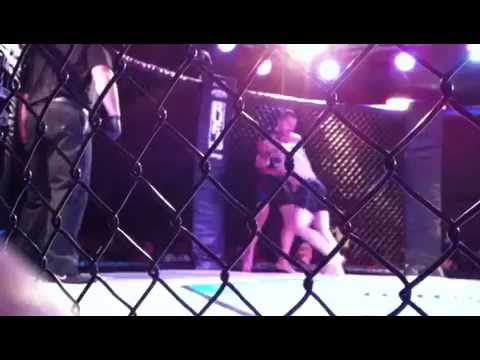 Jonathan chavez vs joe madrid cage rage4, 09/mar/2013