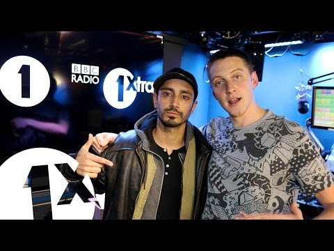 Riz MC drops a freestyle for Toddla T