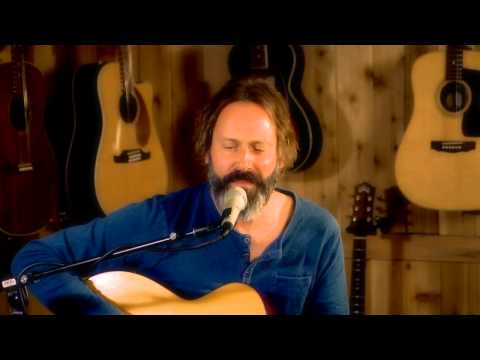Neal Casal Performs 'Need Shelter' in the Guild Lounge