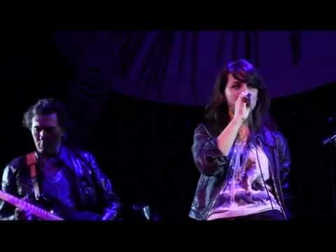 *Ce qui nous lie*   -  Sam Neves  [Zèbre de Belleville 13.01.11]