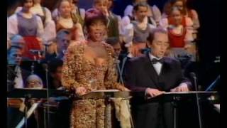 Natalie Cole &amp; José Carreras The Holly and the Ivy