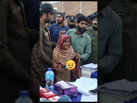 DPO Ahmed Mohiuddin - Pareshaan Maa Ro Pari | Khuli Kucheri Ep01 #mother #justice #police
