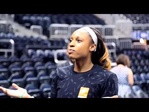 Gamecock Nation Supports Star Tiffany Mitchell In WNBA Game