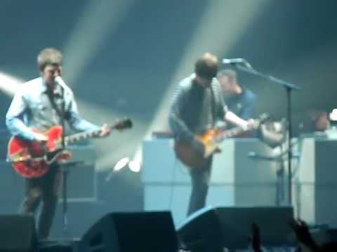 Little By Little - Noel Gallagher's High Flying Birds (Live at Metro Arena Newcastle)