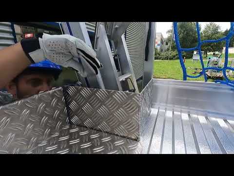 Einsatz & Montage des Mauderer Überbrückungsblechs mit Bordbrett & Zurrgurt– Blitzgerüst 20 | 3,5m